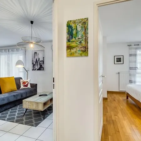 Zenbnb / Stella / Proche Gare / Garage / Wifi / * Annemasse