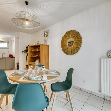 Zenbnb / Stella / Proche Gare / Garage / Wifi / Apartment Annemasse